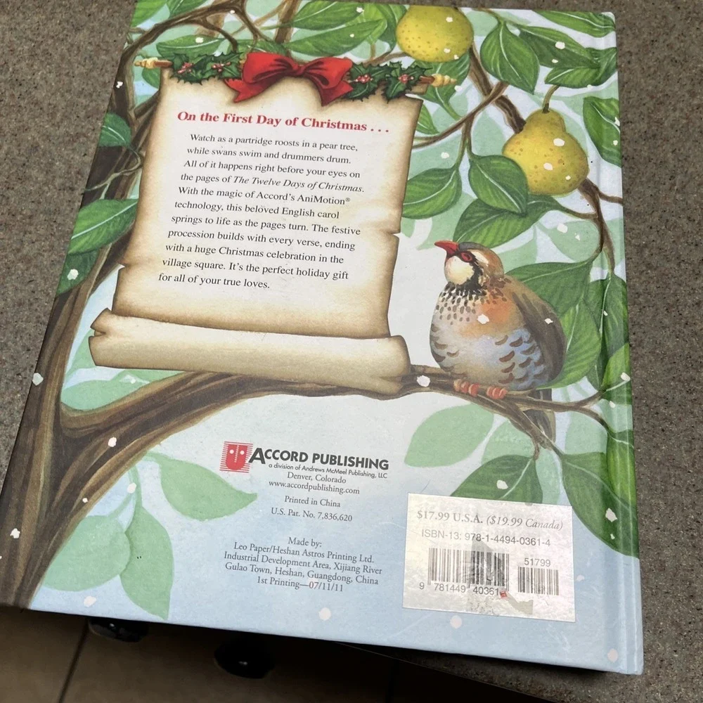 Twelve Days of Christmas by Accord Accord‎ Publishing (2011, Hardcover)